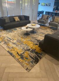 Hand Knotted Rugs in London UK